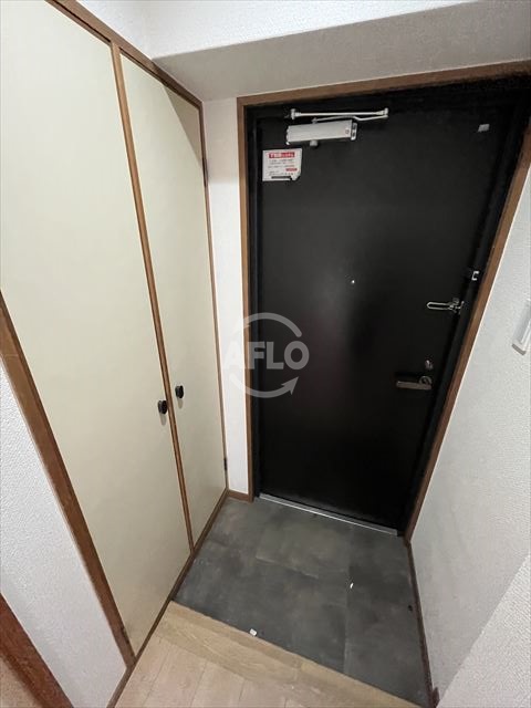 玄関　インフィルドハイツ　玄関