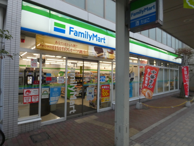 コンビニ　ファミリーマート江東亀戸五丁目店（コンビニ）まで160m
