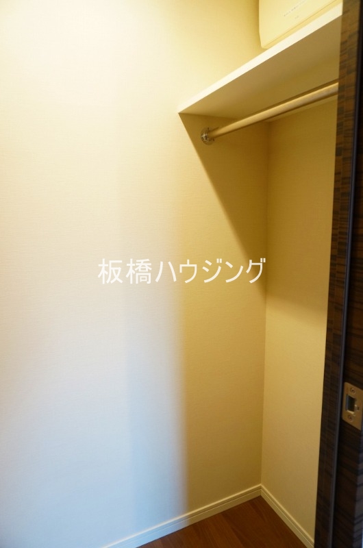 収納　ウォークインクローゼット