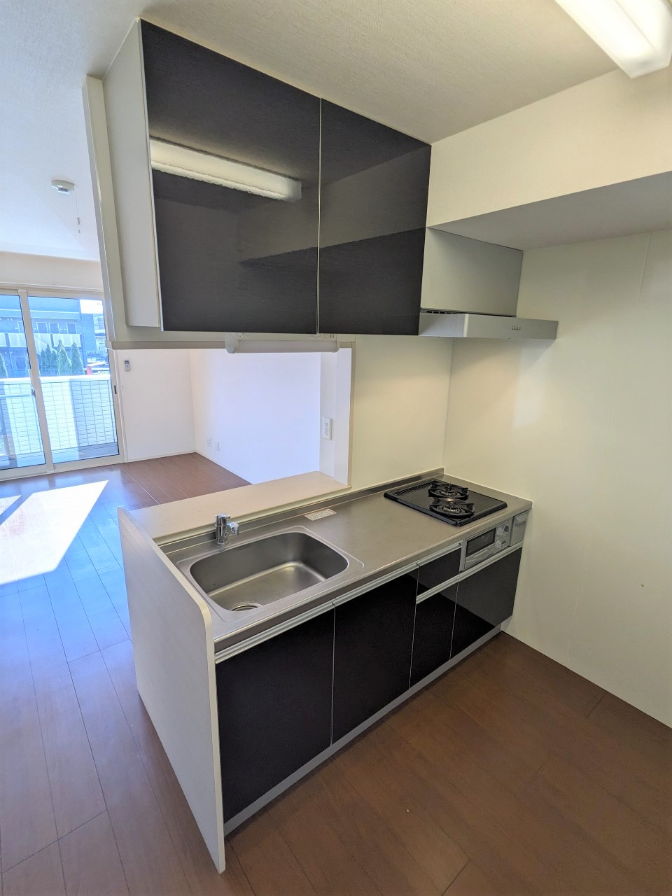 キッチン　※同物件、別部屋の写真です。