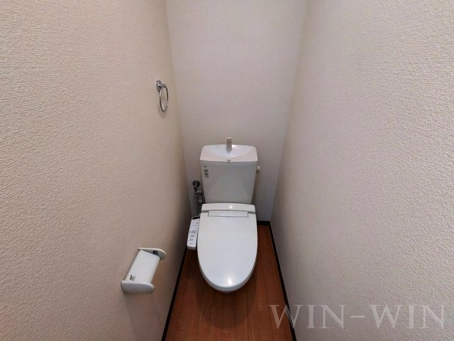 トイレ　イメージ（同建物内別部屋の写真です）