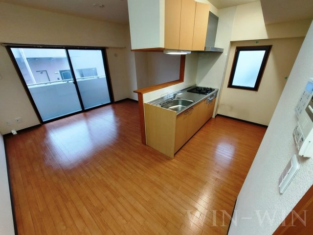 居室・リビング　イメージ（同建物内別部屋の写真です）