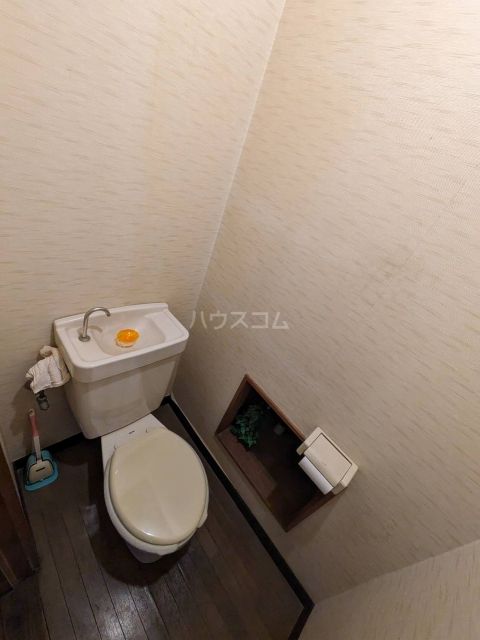 【板橋区赤塚のアパートのトイレ】