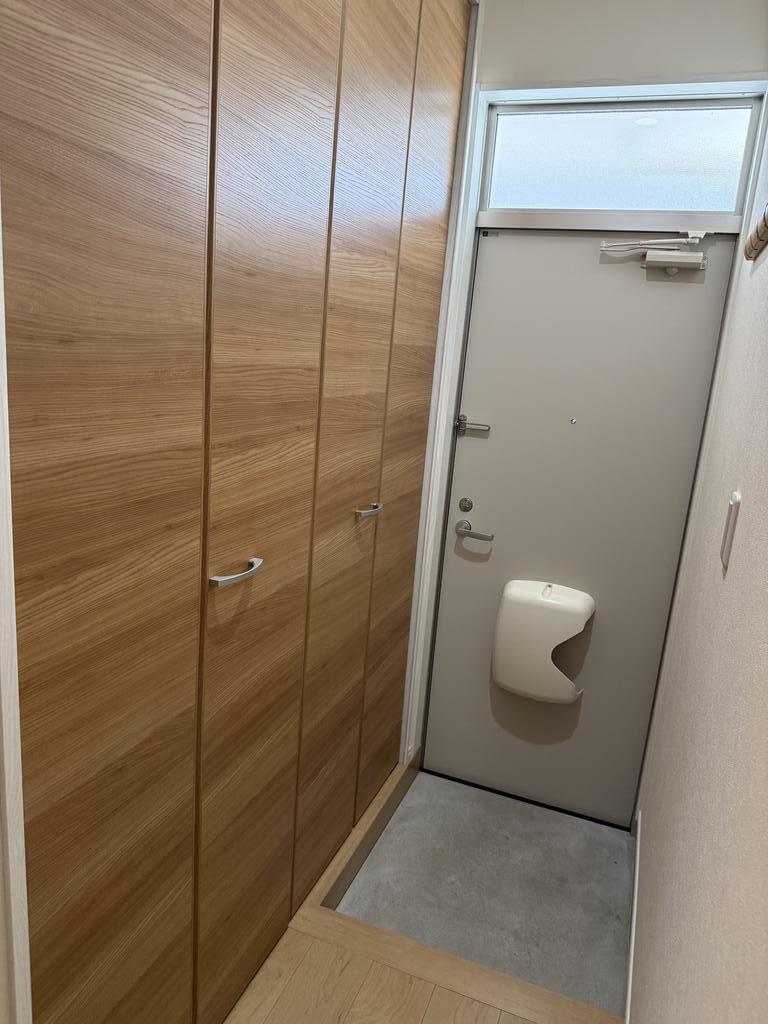 玄関　シューズボックス付き