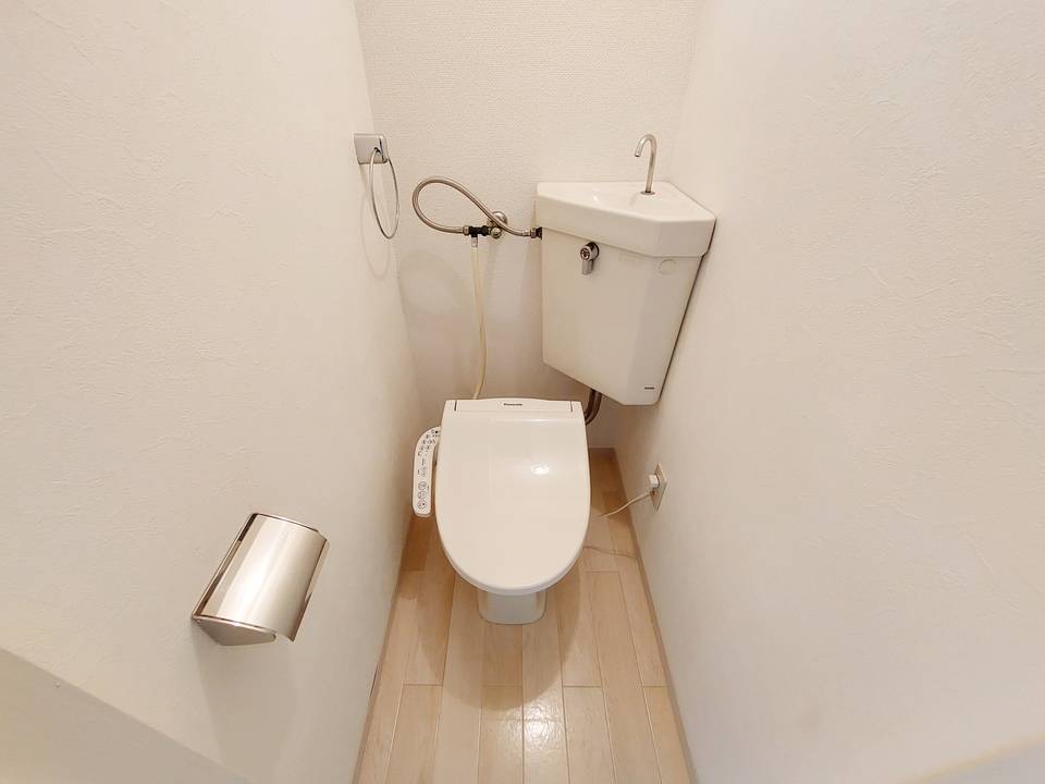 トイレ　トイレ