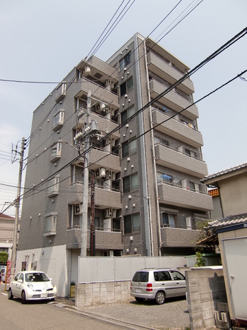 八王子市本町のマンションの建物外観