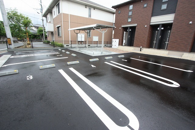 【大野城市牛頸のアパートの駐車場】