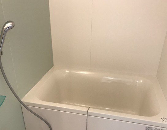 バス・シャワールーム　追焚機能と浴室乾燥機付