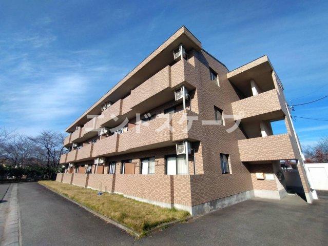 高崎市吉井町吉井のマンションの建物外観