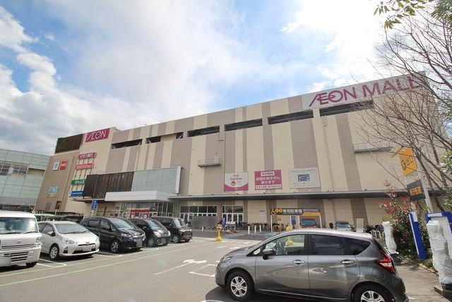 【東久留米市新川町のマンションのショッピングセンター】