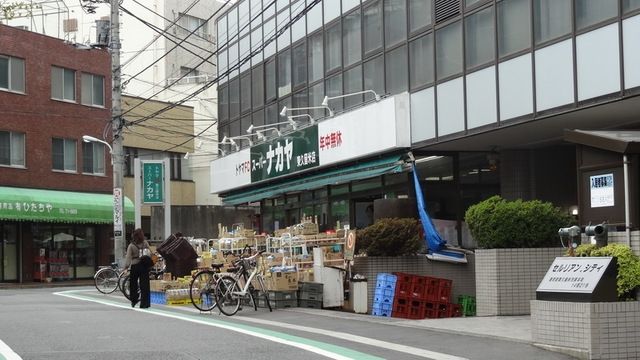 【東久留米市新川町のマンションのスーパー】