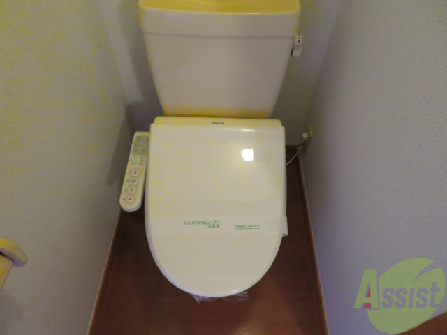 トイレ　トイレには、ウォシュレットが付いているのはいいですね。
