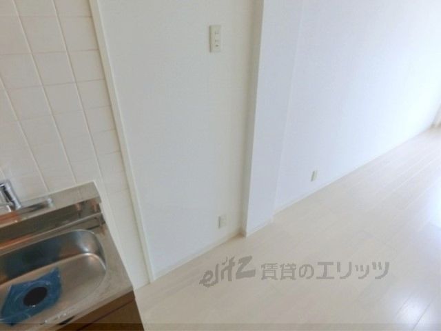 その他設備　冷蔵庫置場