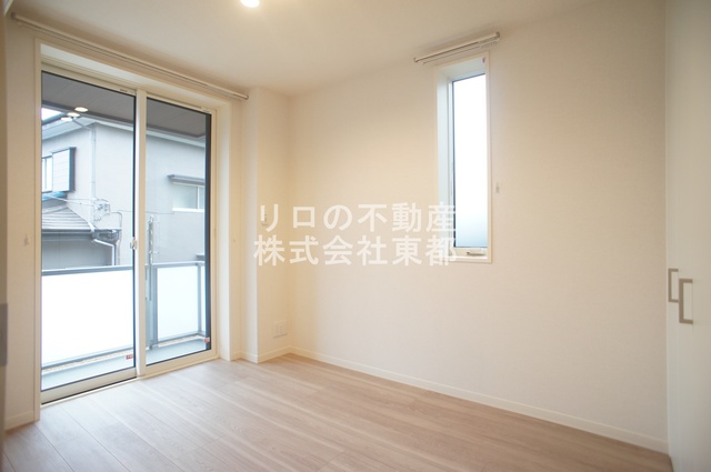 その他　２面採光なので、明るく風通しのよい過ごしやすいお部屋です♪