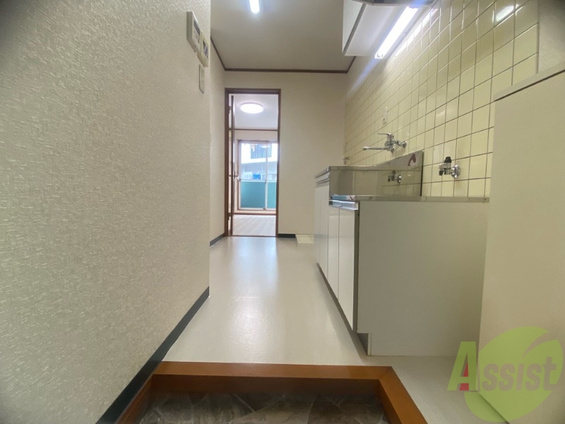 玄関　収納を開けてみました！奥行きがあり使いやすそう！
