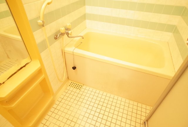 バス・シャワールーム　風呂