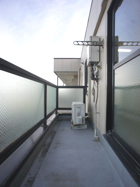 バルコニー　お洗濯物がたくさん干せます♪