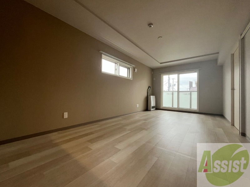 居室・リビング　広くてキレイなお部屋が広がっていて、充実した生活が送れそう。