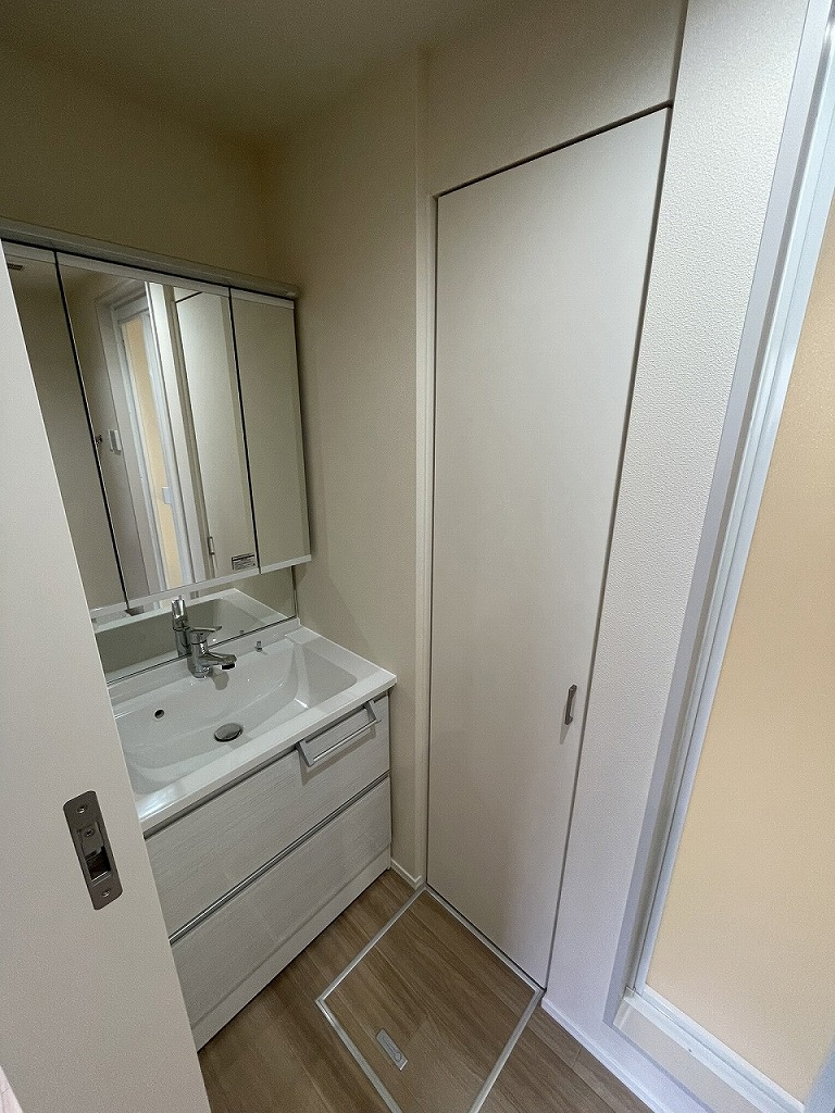 洗面設備　※写真は同間取り別部屋のものです