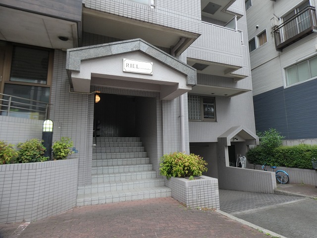 エントランス　エントランス