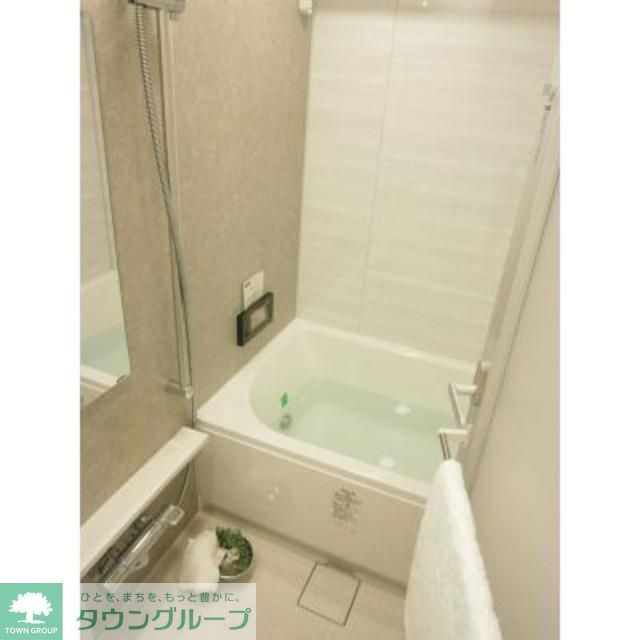 バス・シャワールーム　※写真は同タイプ住戸です。