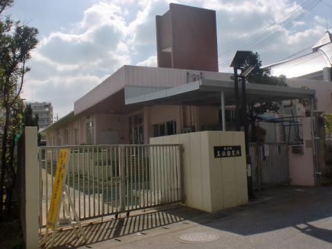 幼稚園・保育園　北谷町美浜保育所（幼稚園・保育園）まで1144m