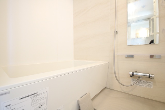 バス・シャワールーム　※別室の参考写真の為、現況優先です。