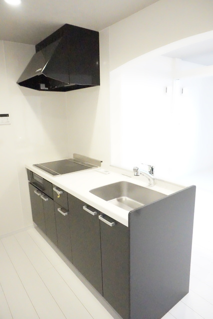 キッチン　スタイリッシュなシステムキッチンです☆