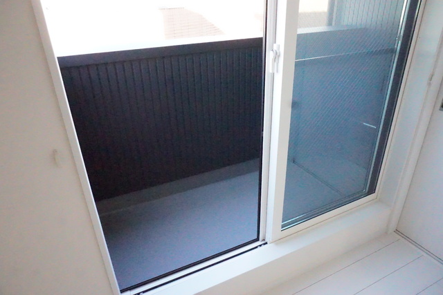 バルコニー　バルコニーがあるのでお部屋が広く感じられます☆