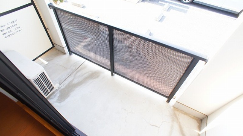 バルコニー　図面と現状に相違がある場合には現状を優先