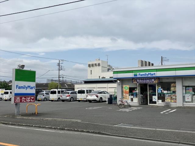 コンビニ　ファミリーマート大和下鶴間北店（コンビニ）まで496m