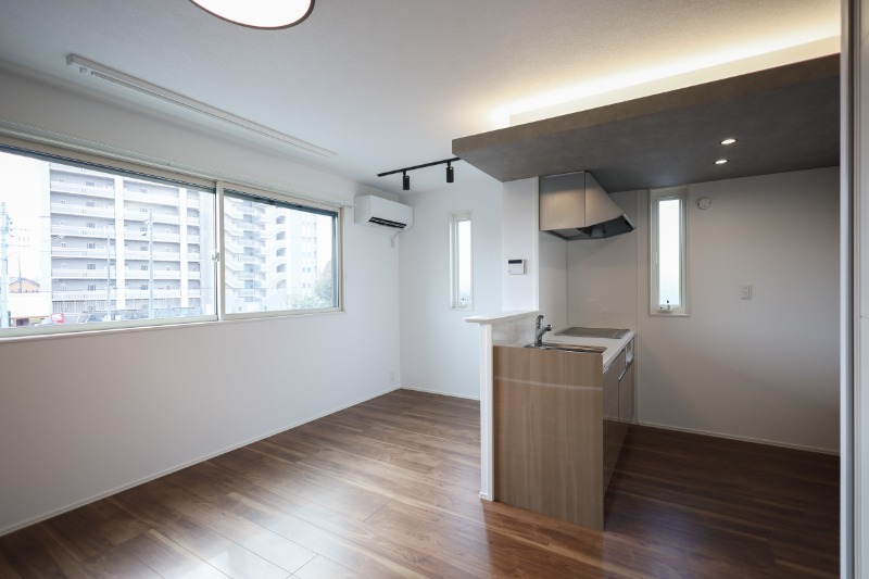 居室・リビング　図面と現状に相違がある場合には現状を優先