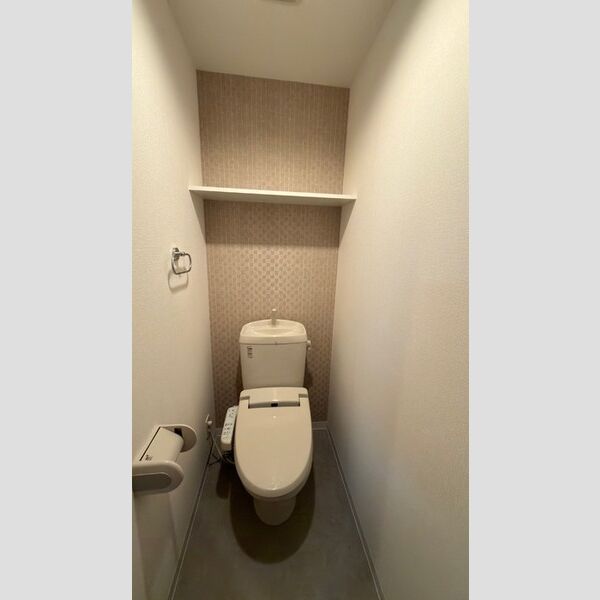 トイレ　温水洗浄暖房便座