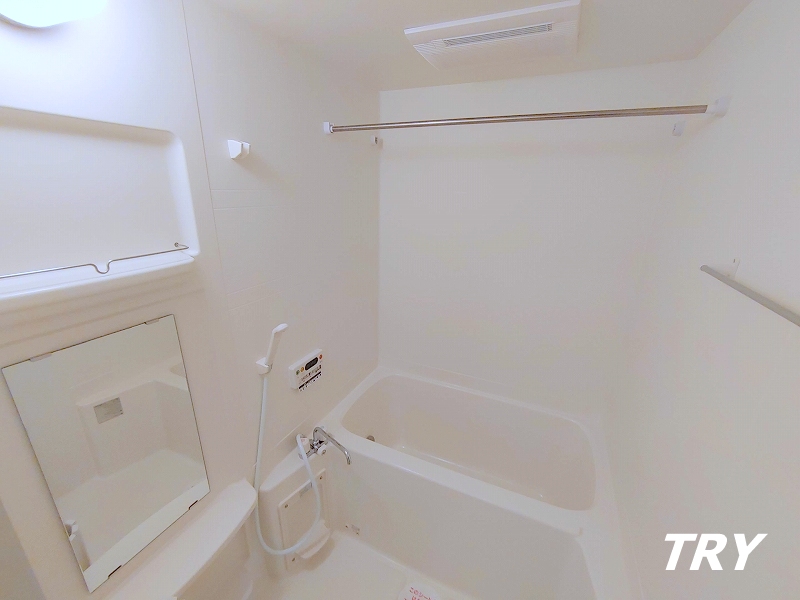 バス・シャワールーム　浴室乾燥、高温差し湯式