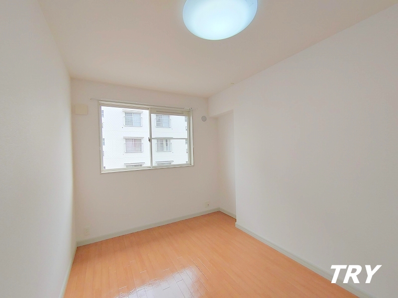 その他　南側洋室