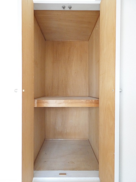 その他部屋・スペース　洋室内物入れです☆☆