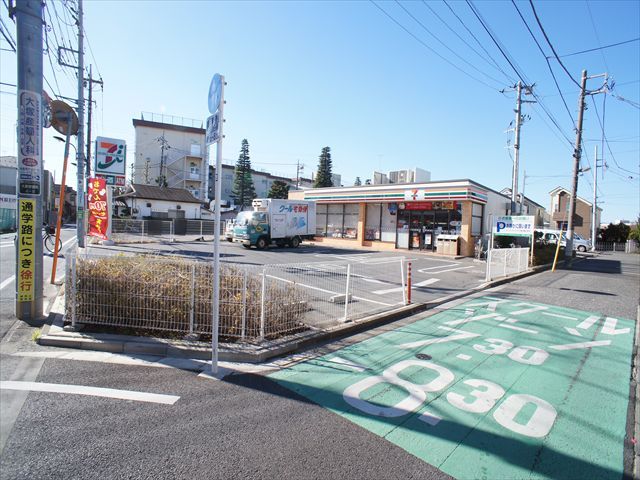 コンビニ　セブンイレブン練馬大泉学園小前店（コンビニ）まで294m