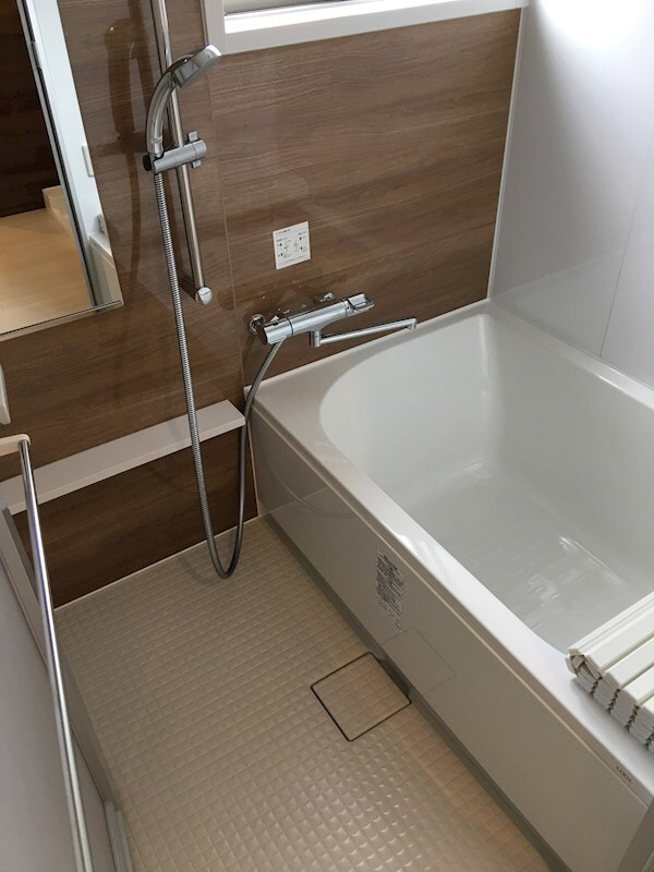バス・シャワールーム　風呂