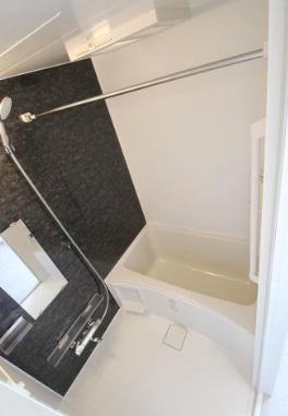 バス・シャワールーム　家具・調度品等は実際の賃貸住居には含まれません。