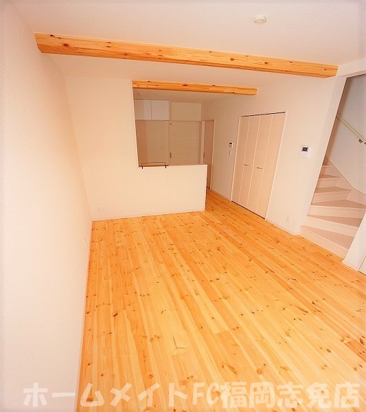 眺望　★築浅メゾネット物件★