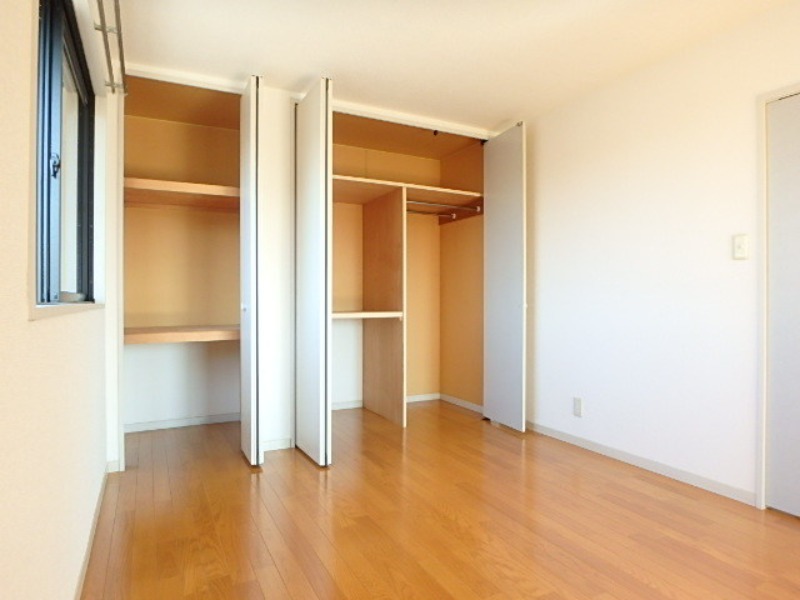 収納　図面と現状に相違がある場合には現状を優先