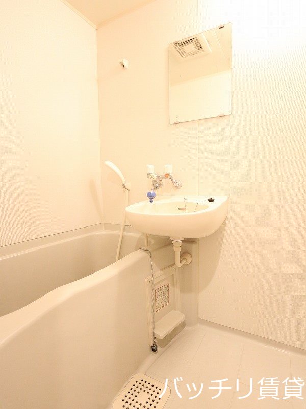 バス・シャワールーム　画像は別号数の為、現状優先となります。