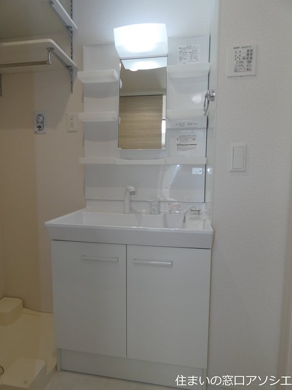 洗面設備　シャンプードレッサー