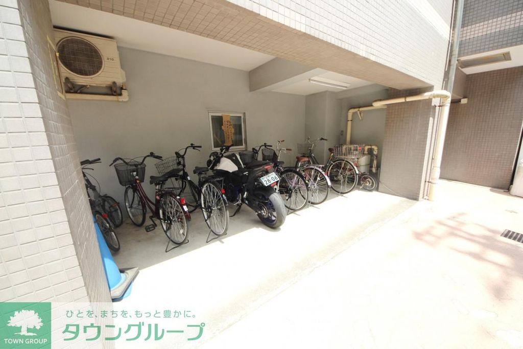 駐車場　駐車場