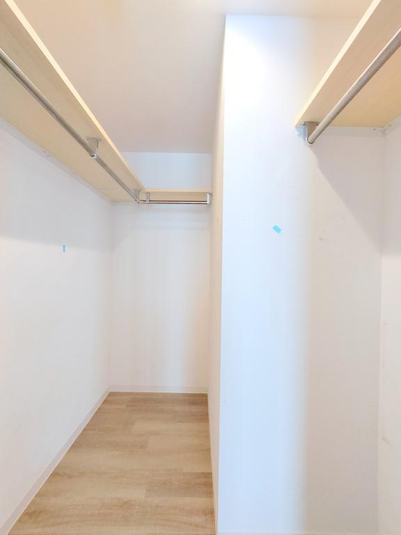 収納　ウォークインクローゼットです♪