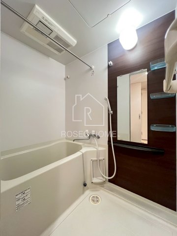 バス・シャワールーム　同マンション別部屋：参考写真