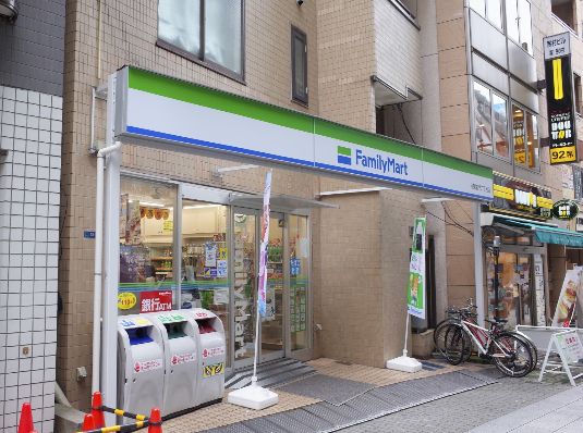 コンビニ　ファミリーマート台東雷門二丁目店（コンビニ）まで117m