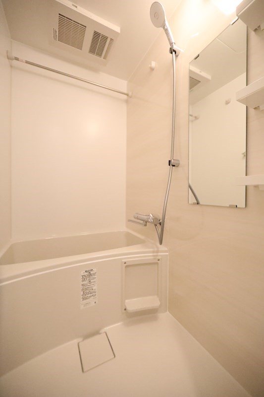 バス・シャワールーム　バスルーム