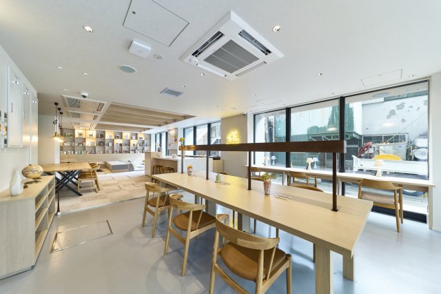 キッチン　コワーキングスペース