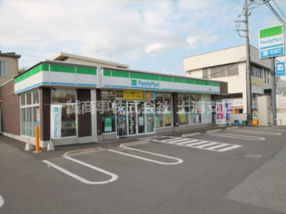 コンビニ　ファミリーマート 土浦真鍋店（コンビニ）まで312m